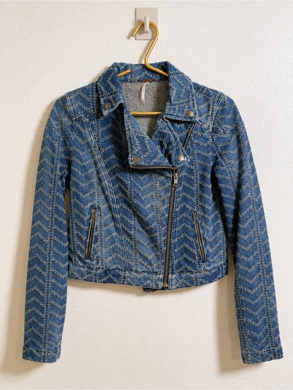 Free People Punched Denim Moto Jacket Blue Chevron Size 2
